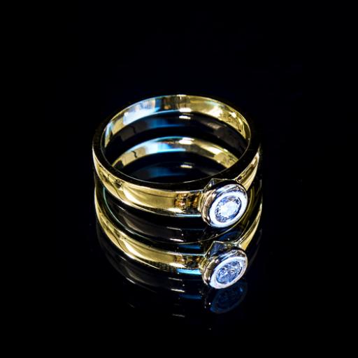 Italian Designed Diamond Ring £595.00